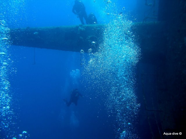 aqua dive -335